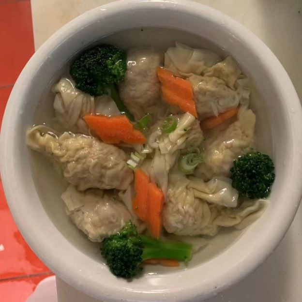 22 Wonton Soup with Shrimp and Pork