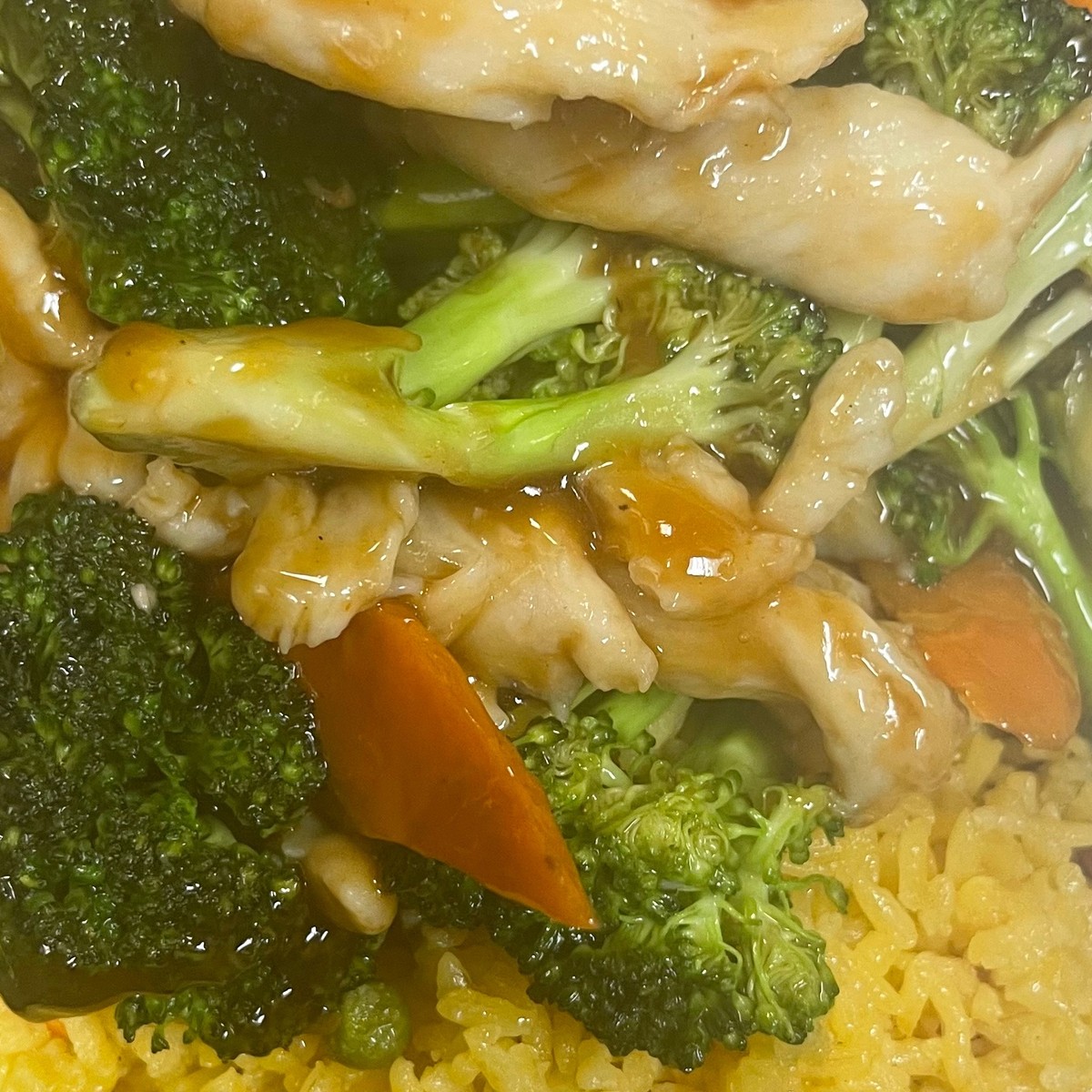 C8. Chicken with Broccoli