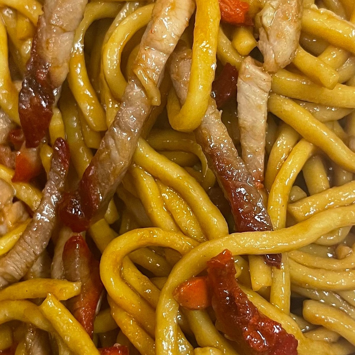 C13. Roast Pork Lo Mein