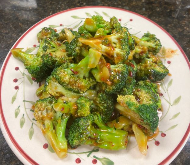 139 Broccoli with Garlic Sauce
