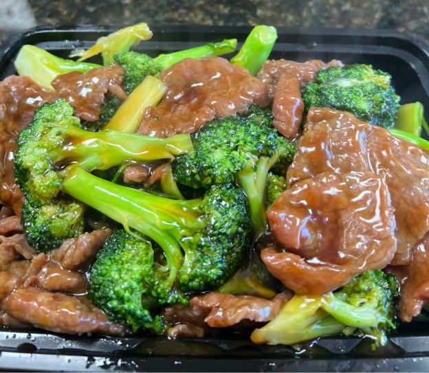 15. 芥兰牛 Beef with Broccoli
