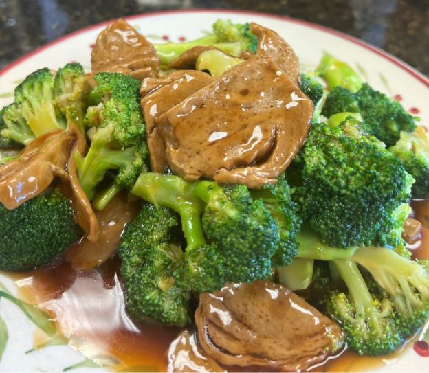 6. 芥兰鸡 Chicken with Broccoli