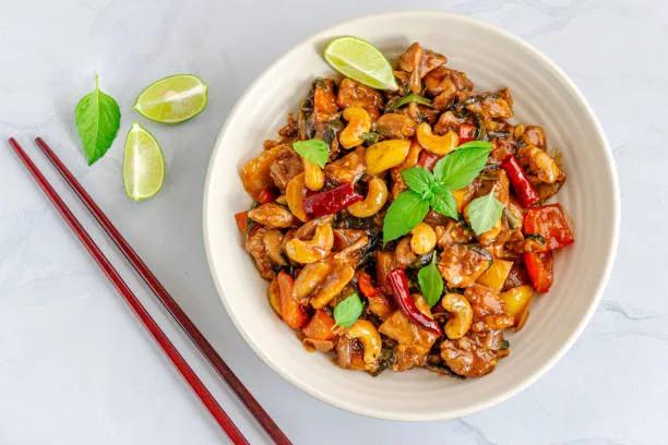 Chicken With Cashew Nut