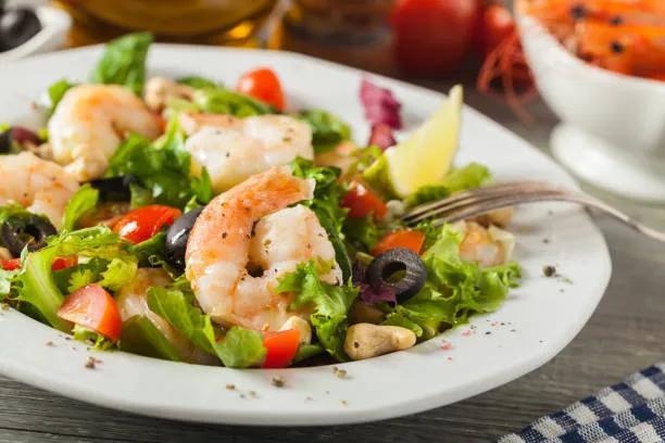 68. Shrimp w. Cashew Nuts