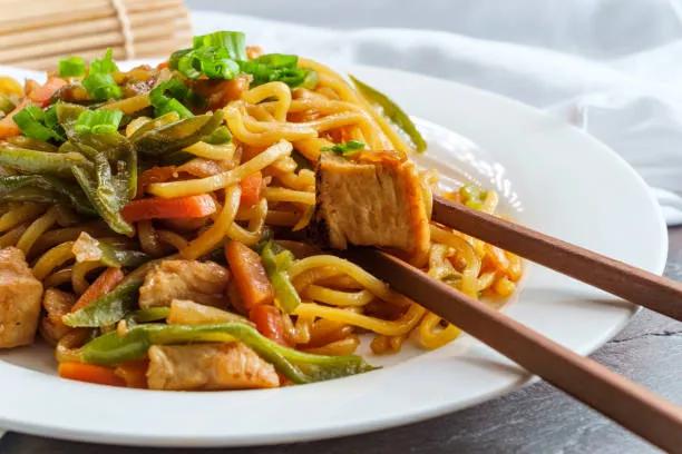 Yakiudon w. Vegetable