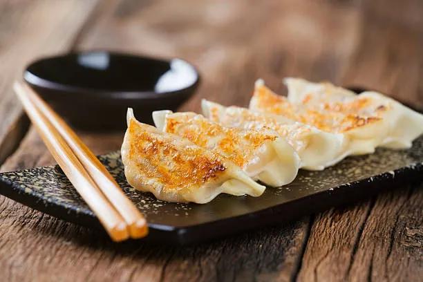 13 Fried Dumpling(8)