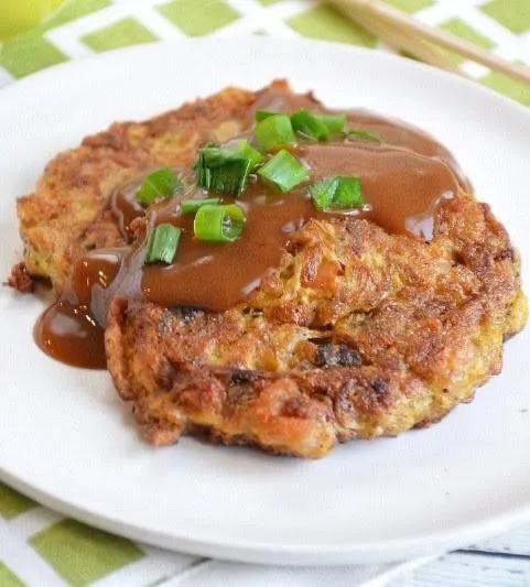 Roast Pork Egg Foo Young Combination Platter