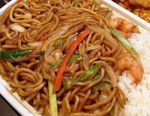 Shrimp Lo Mein Combination Platter