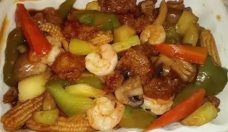 Chicken and Shrimp Combination Platter