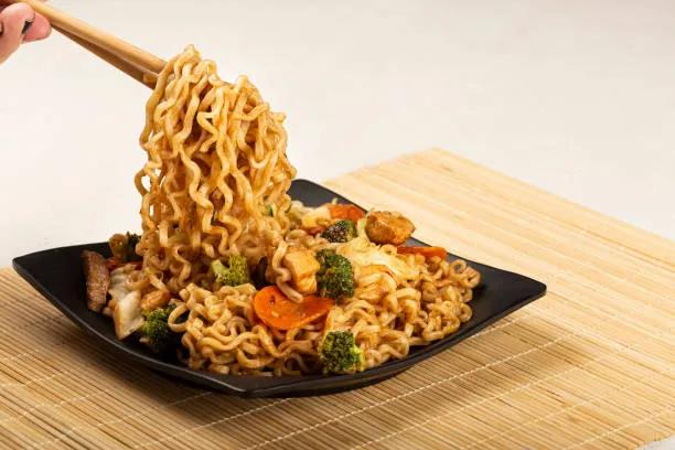6. Yakisoba