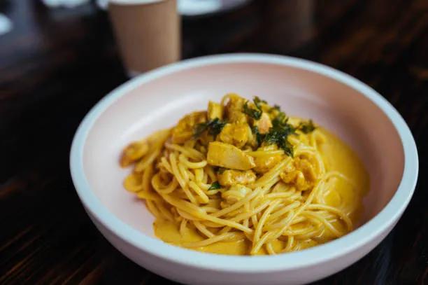 Chicken Green Curry Noodle