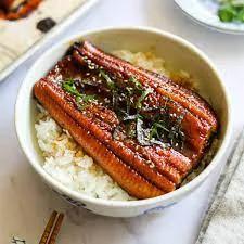 8. Una Don Buri