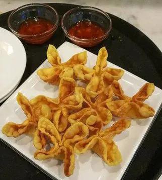 Crab Rangoons