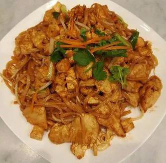 H21. Pad Thai