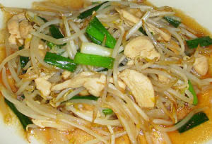 Chicken with Bean Sprouts