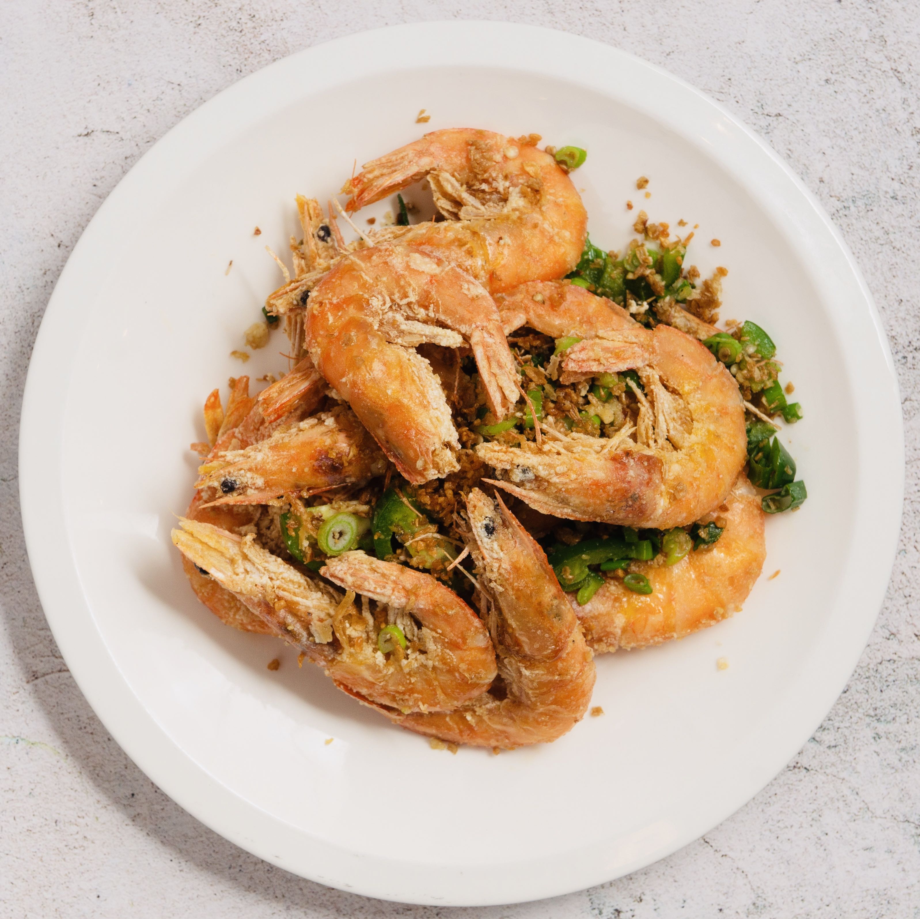 105. Deep-fried Shrimps w/Spicy Salt (in shell)椒鹽焗中蝦