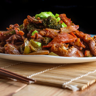 Beef w. Mixed Vegetable 什菜牛