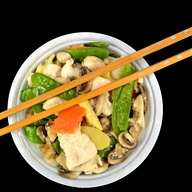 L7. Moo Goo Gai Pan