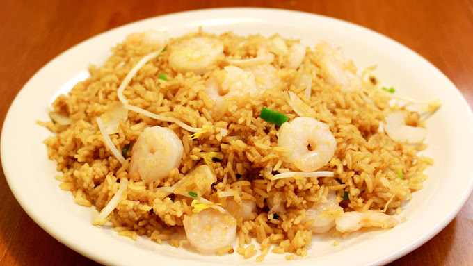24. 虾炒饭 Shrimp Fried Rice