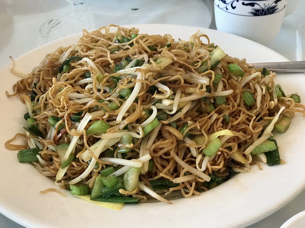 F1.豉油皇炒面 Sauteed Noodle w. Soy Sauce