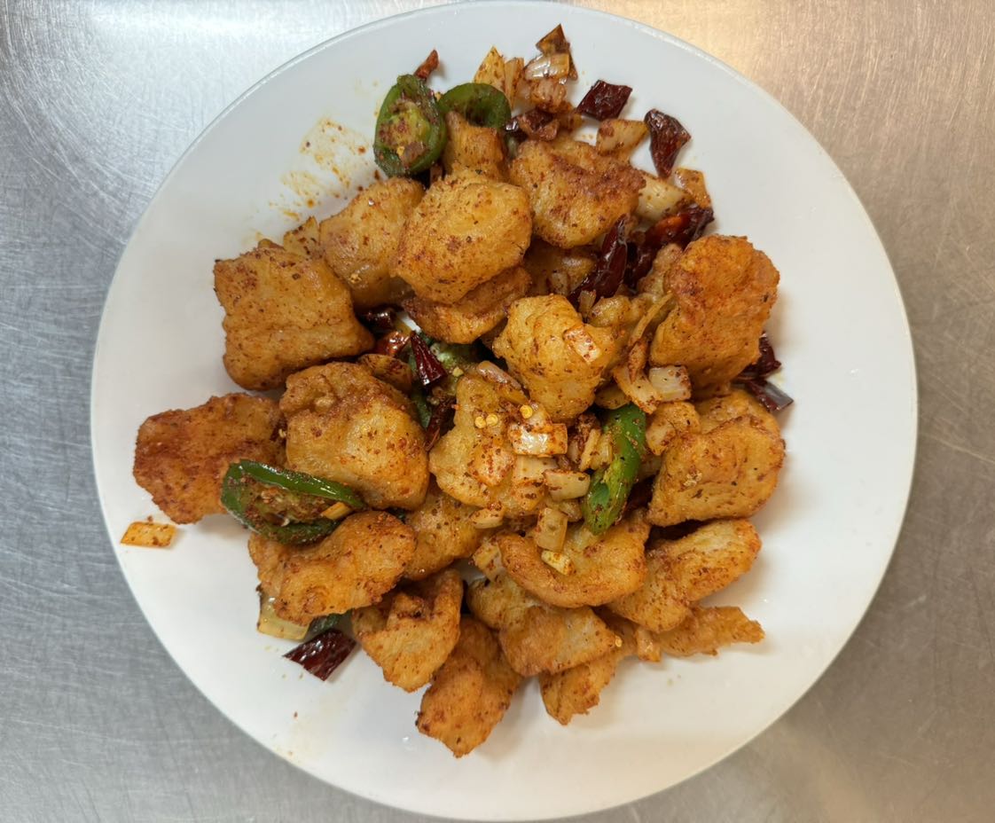 Spicy and Pepper Fried Fish