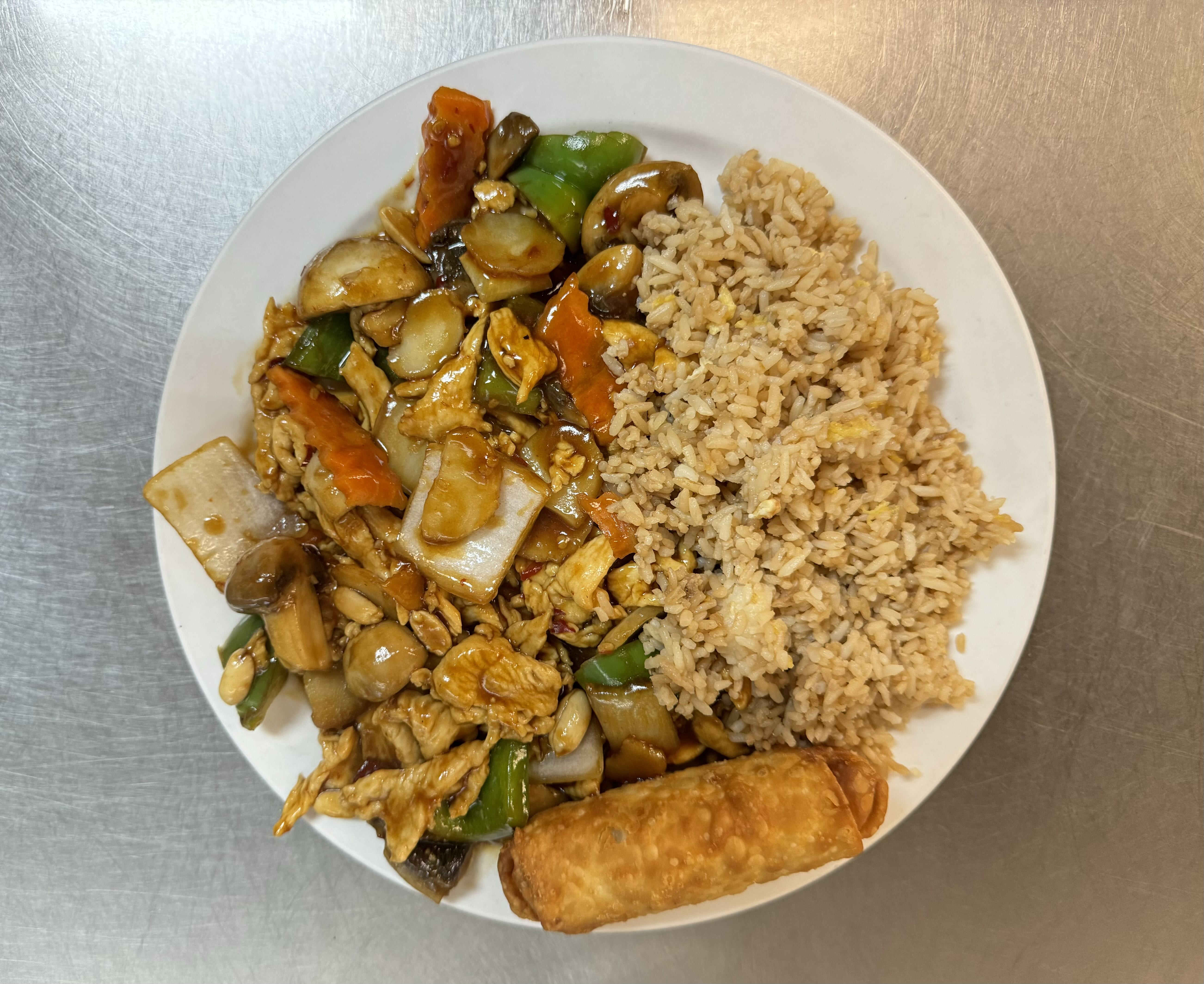 Kung Pao Chicken Dinner Combination