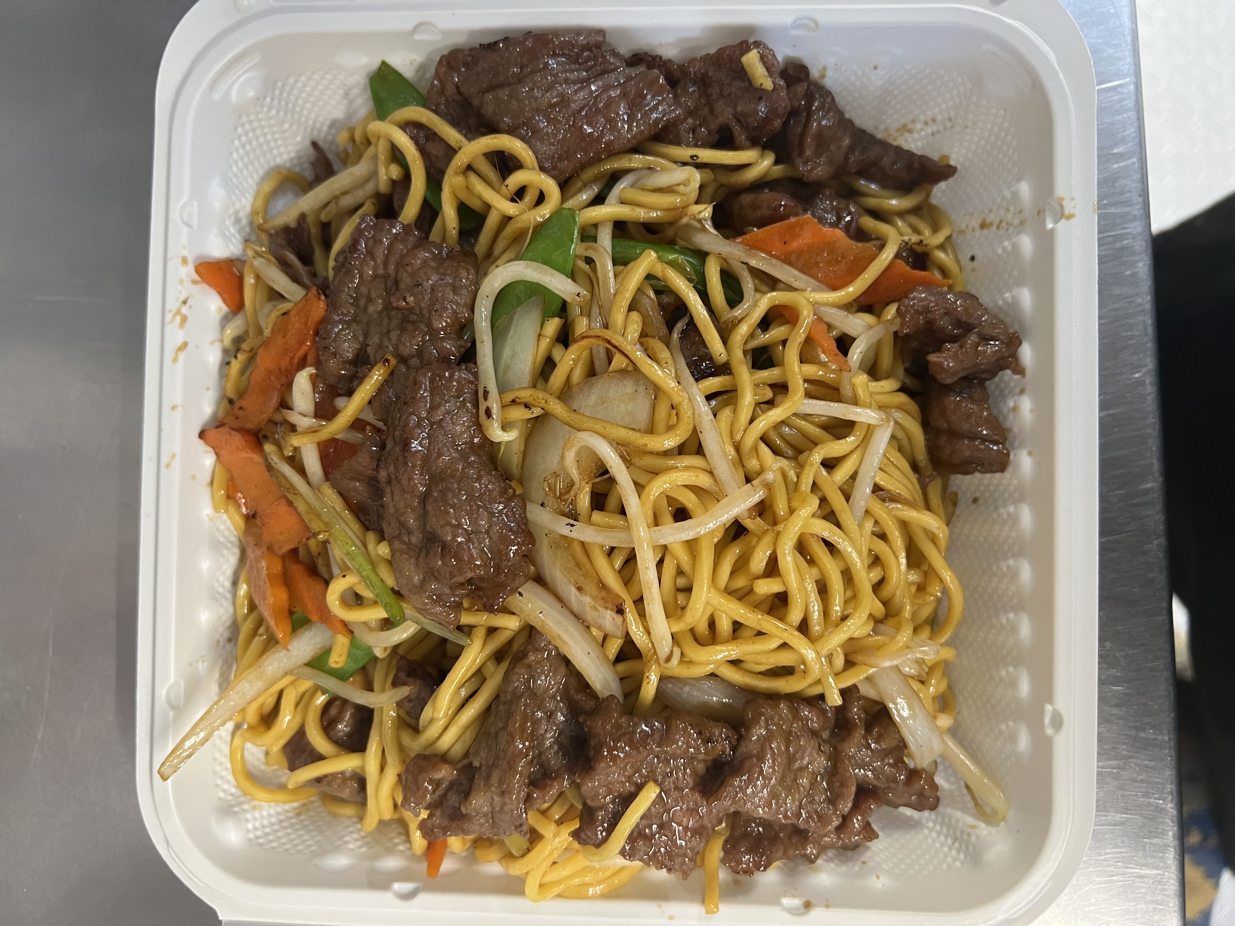 4.Beef Lo Mein Noodle