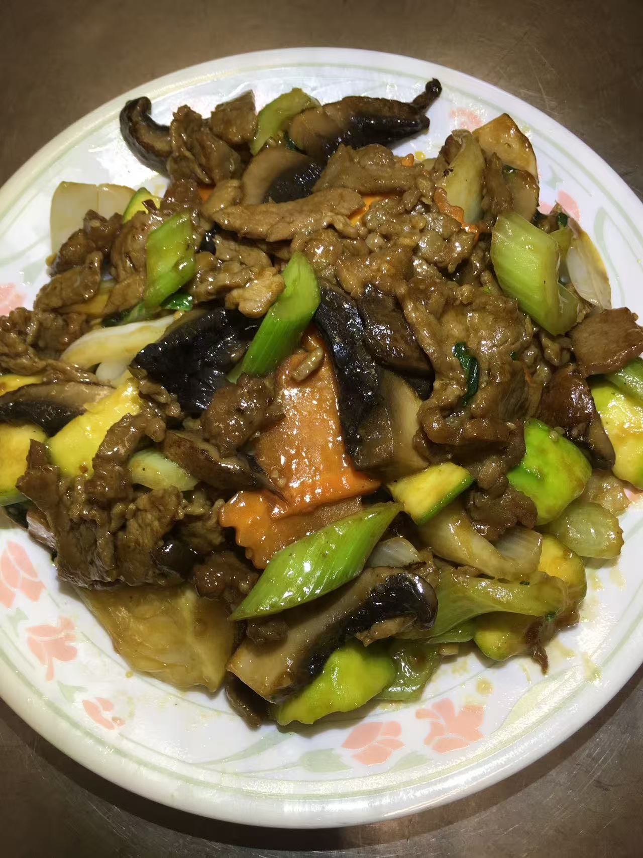 49. Portabella Mushroom Beef with Chinese Green