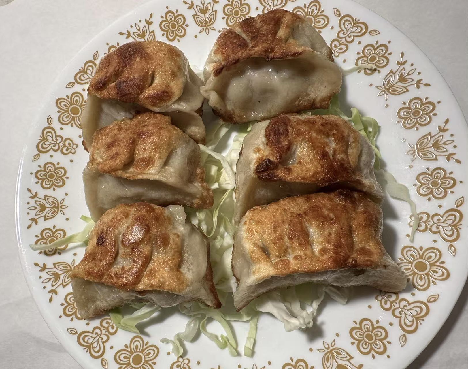 10. Pot Stickers (6 Pcs)