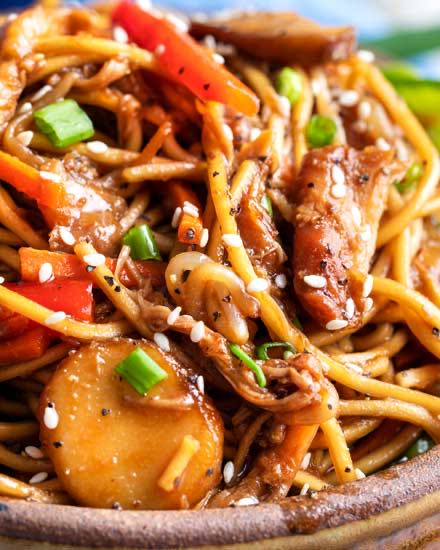 Chicken Lo Mein