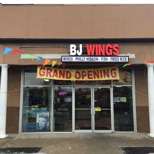 BJ Wings logo