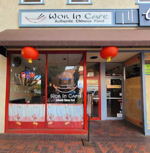 Wok in cafe logo